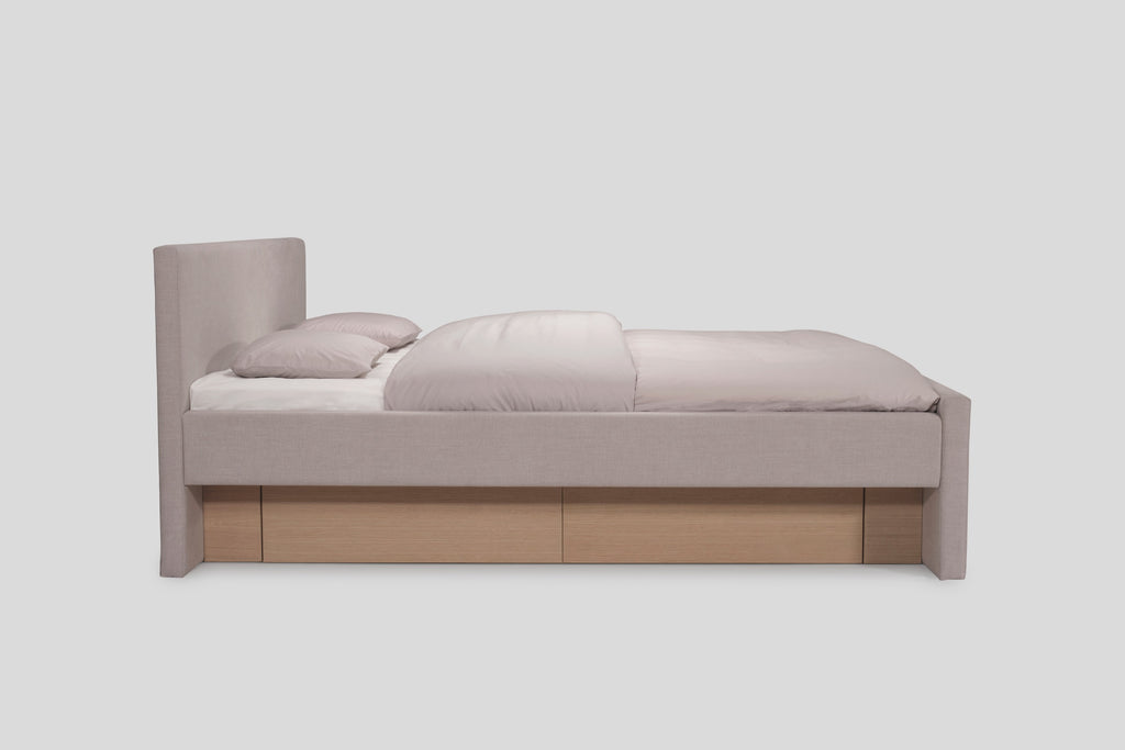 Lyra waterbed, side view