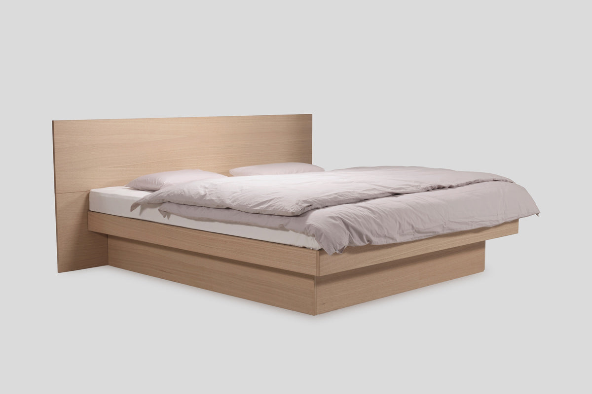 Nordic waterbed, angled view
