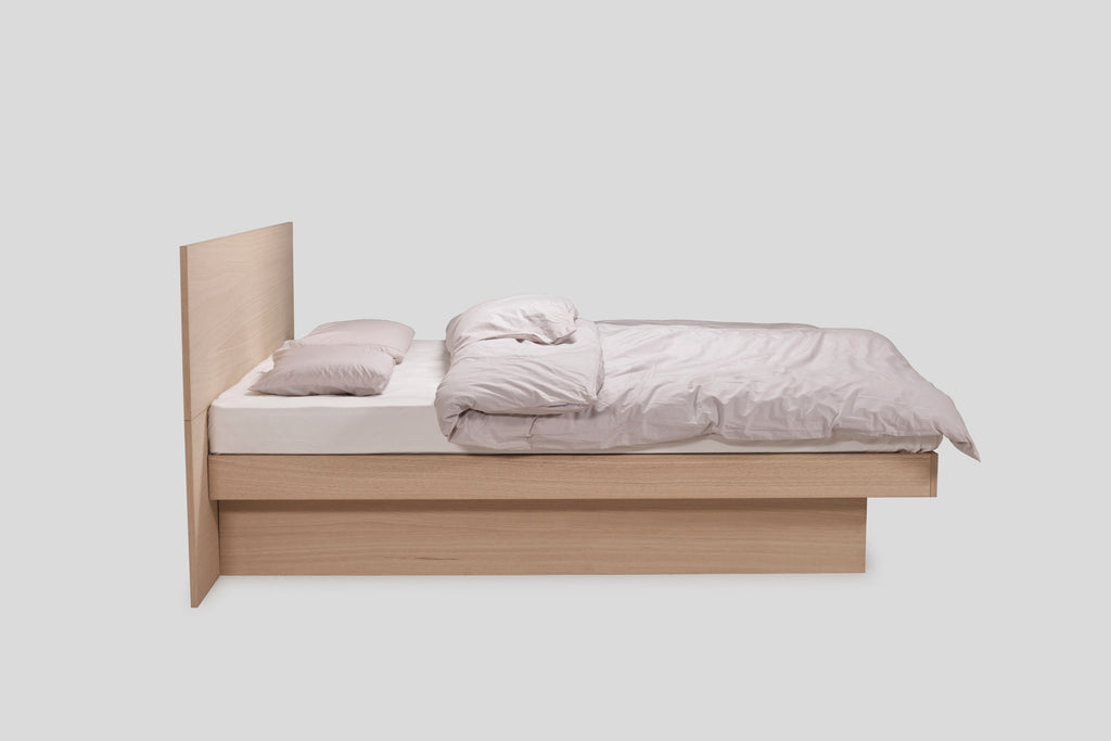 Nordic waterbed, side view